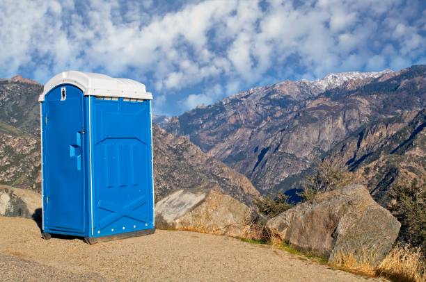 Best Portable restroom trailer rental  in Hartford, CT